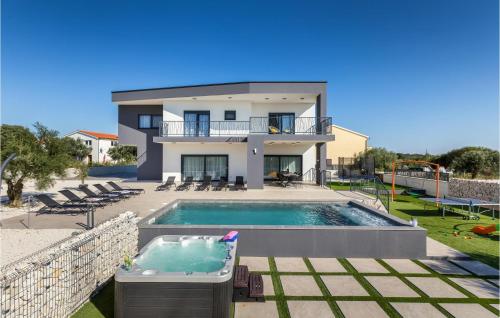 Nice Home In Galizana – khách sạn tại Galižana
