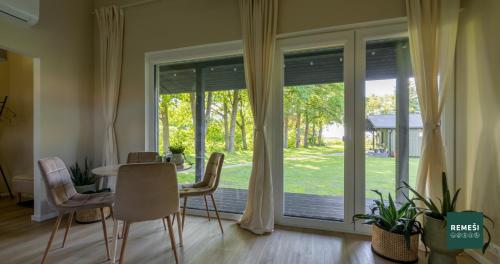 Skats, Atpūtas vieta Remeši (Atputas vieta Remesi) in Sala Parish