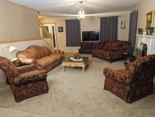 Five Bedroom Colonial Style Home