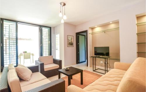  Gorgeous Apartment In Cattolica Eraclea With Wifi in Cattolica Eraclea