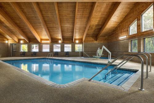 Swimming pool, AmericInn by Wyndham Inver Grove Heights Minneapolis in Inver Grove Heights (MN)