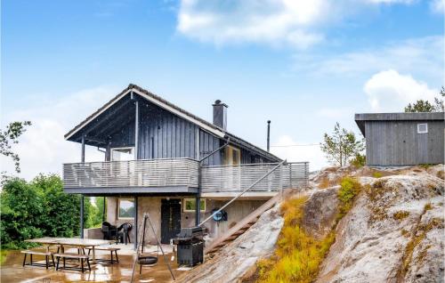 Cozy Home In Bjoa With Wifi