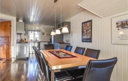  Holiday Home Krylen Ringkøbing Ix in Søndervig