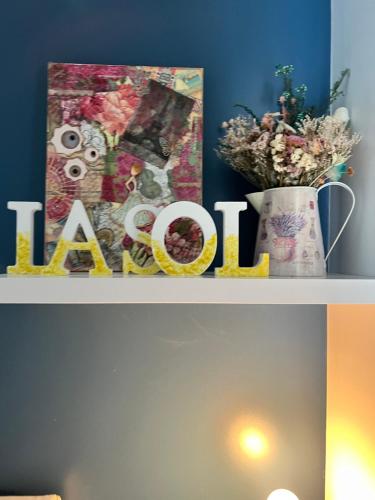 LA SOL - ensuite & seperate entrance - close to uni, Hamilton (photo 6)