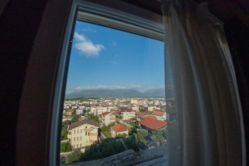Olivar Hotel Tirana - image 8
