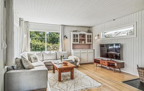  2 Bedroom Amazing Home In Melby in Melby