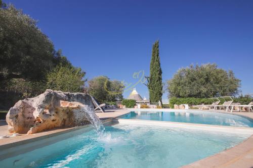 TD Trulli di Bouganville w Large Amazing Pool
