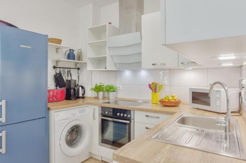Holiday Home image 10