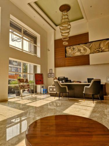 Hotel The Pearl, City Center - Traveler's Choice Award Winner for 2025
