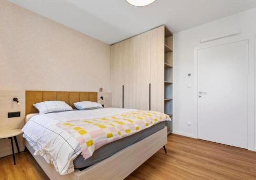 Modern Apartmen near Train Station #11, Bratislava (fotografie 10)