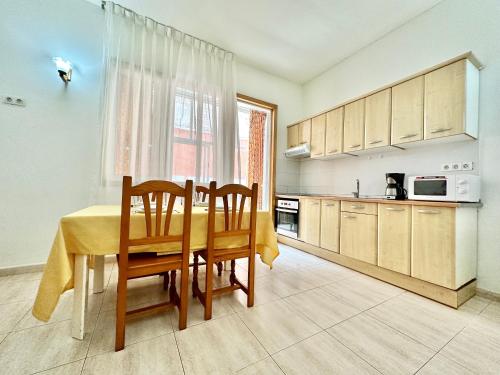 Alta Groundfloor Apartments 5