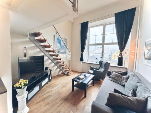 Prime Location by Oslo S & Karl Johan, Oslo