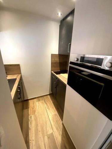 Konyha, Appt Cosy au centre Chamonix in Le Lyret