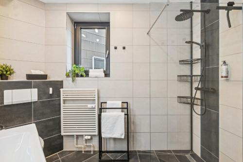 maremar - Design im Zentrum - 2 Schlafzimmer - Luxus Boxspringbetten - Küche - Arbeitsplätze & Highspeed WLAN - Balkon, Brunswick (foto 10)