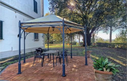 Awesome Home In Fucecchio With Jacuzzi