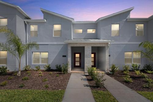 New Home 4 Bedrooms 3 Bathrooms At Storey Lake in Kissimmee, USA