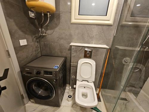 Luxury residential apartment in Pearl Pyramids Compound, Ghaţāţī (foto 5)
