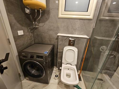 Luxury residential apartment in Pearl Pyramids Compound, Ghaţāţī (foto 10)
