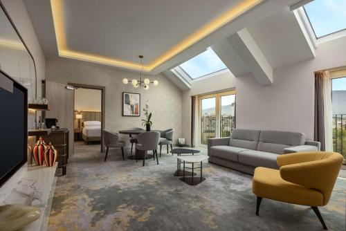 Penthouse Junior Suite