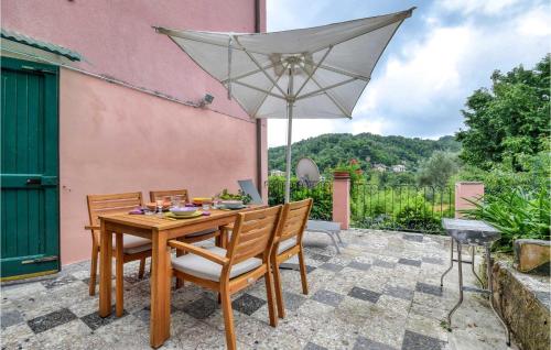 Amazing Apartment In Camogli With Wifi