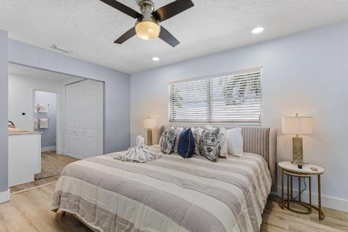 Three-Bedroom House image 9
