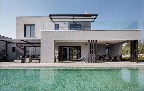 Villa Infinity, Vodnjan