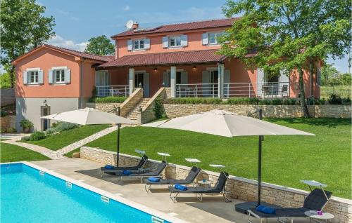 Villa Tre Colonne – khách sạn tại Modrusani