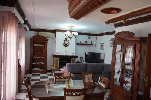 Villa completa con piscina en Arcos de la frontera in Junta de los Ríos