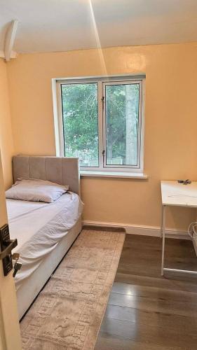 A Home away from Home, Birmingham (fotografie 7)