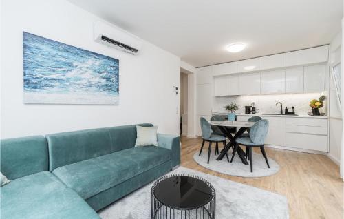 Stunning Apartment In Mandre With Wifi in Mandre (Kolan)
