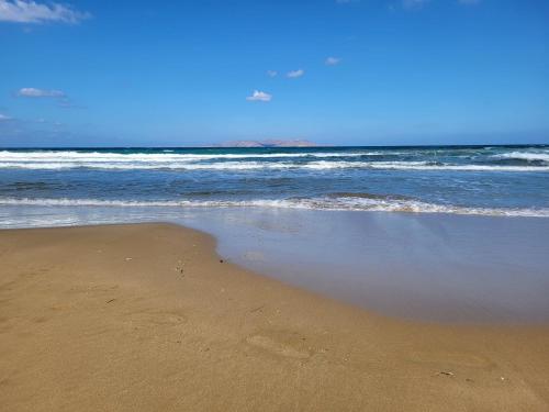Evina Rooms & Suites - image 13