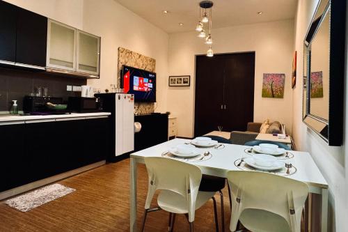 B.Bintang 1BR-3min walk LRT Lalaport TimeSquare - image 9
