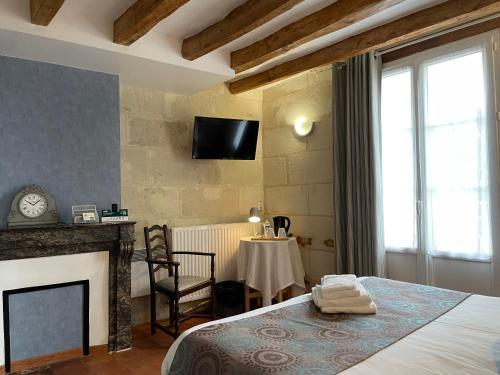 Logis Auberge Le Colombien - image 4