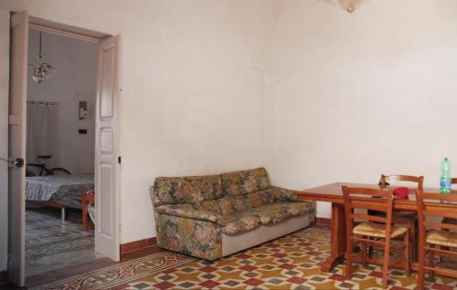  Lovely Home In Castrignano Del Capo in Castrignano del Capo
