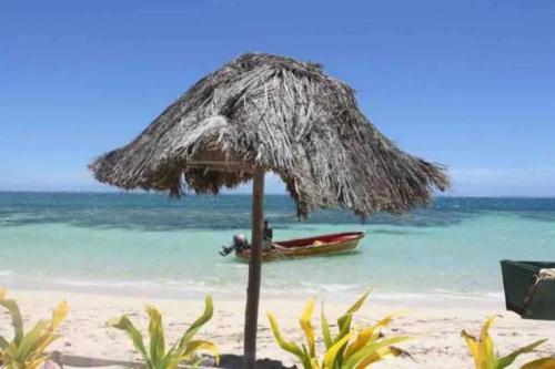 Mana Lagoon Backpackers in Mamanuca Islands