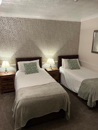 The Russell - image 12