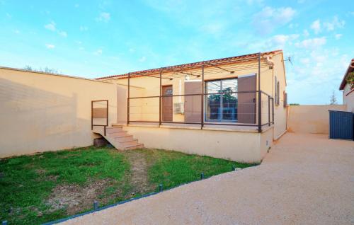 Gorgeous Home In Pont Saint Esprit - Location saisonnière - Pont-Saint-Esprit