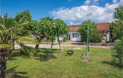 Gorgeous Home In Rovinj With Wifi – khách sạn tại Monsena