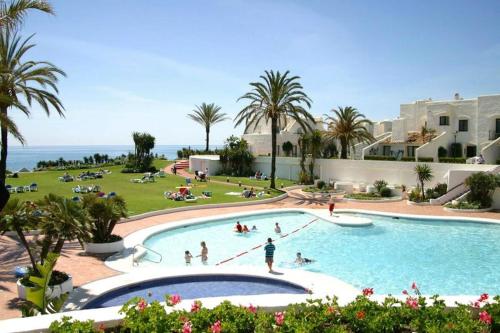 Estepona - Playa - Estudio con terraza Pa8 in ปลายา เดล ซอล บียากานา