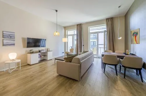 Modernes Ferienapartment Ostseemöwe mit Westbalkon in Wustrow, Deutschland