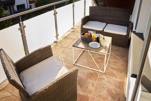 شرفة/ تراس, Ajko Homes - Riverside Apartment I ruhige Lage I Balkon nähe Heidelberg (Ajko Homes - Riverside Apartment I ruhige Lage I Balkon nahe Heidelberg) in Edingen-Neckarhausen