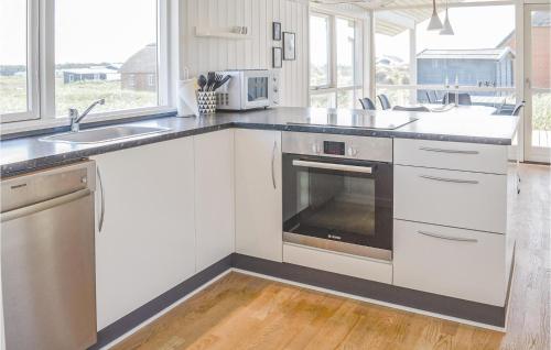  Nice Home In Harboøre With Sauna in Harboør
