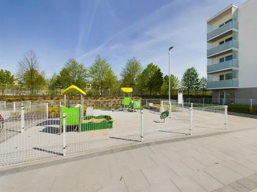 Playground, Modern & Bright Apartment Bramińskiego with Parking and Balcony by Noclegi Renters (Modern & Bright Apartment Braminskiego with Parking and Balcony by Noclegi Renters) in Ujescisko