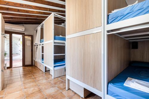 Urban Hostel Palma - Albergue Juvenil - Youth Hostel in Palma de Mallorca