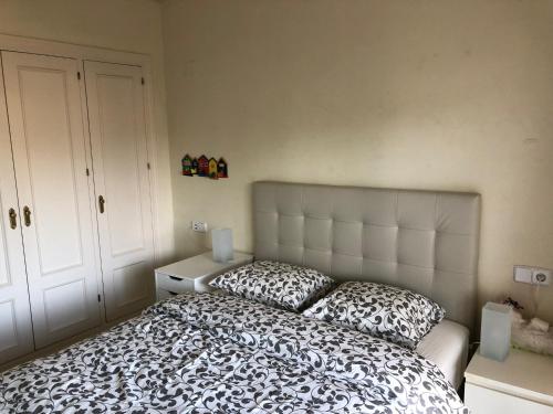 Magna 3 Bed Nueva Andalucia Marbella - Tap to explore photos