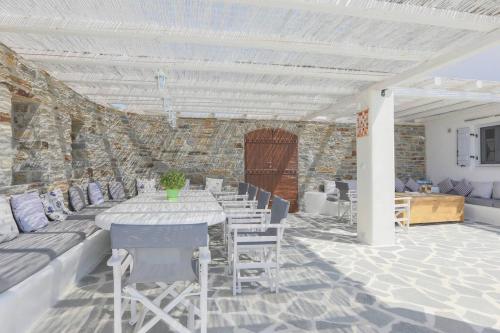 Galani, Immaculate Home with Private Pool & Beach View in Kastraki, Naxos, Кастраки (фото 5)
