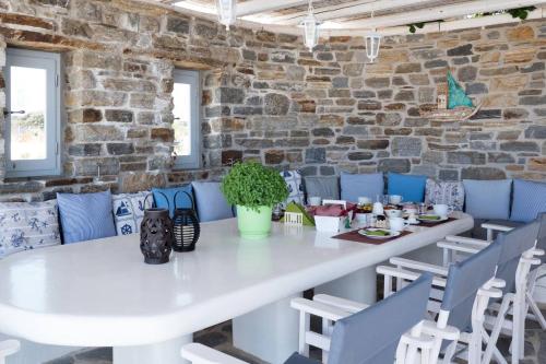 Galani, Immaculate Home with Private Pool & Beach View in Kastraki, Naxos, Кастраки (фото 8)