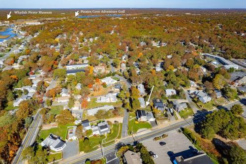Charming House by the Beach with Patio Grill and FirePit Charming House by the Beach with Patio Grill and FirePit