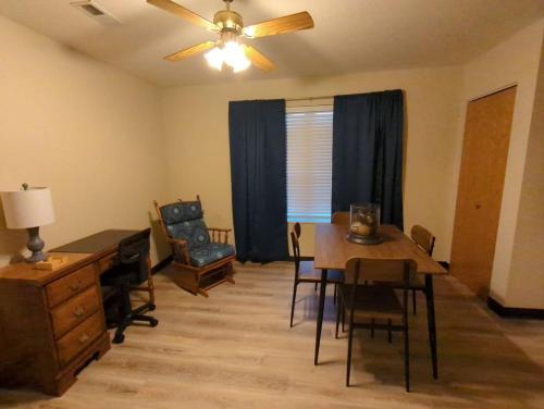 . Waterloo Suites Queen 1