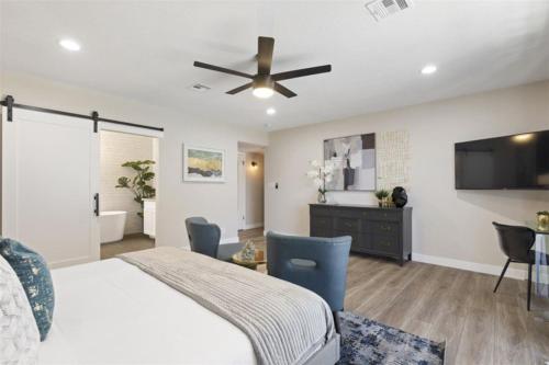 Heated Pool, Spa,Arcade Games,Pool Table,Ping-Pong, Phoenix (photo 6)
